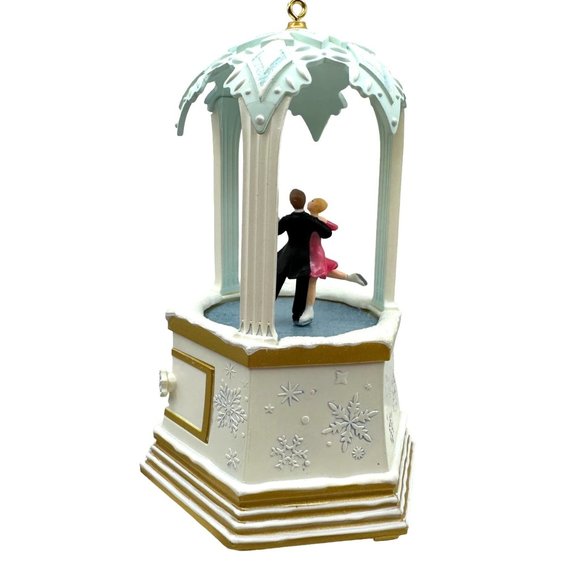 Hallmark Keepsake Ornament Waltzing on Air 2007 Treasures and Dreams Music & Mot - Picture 5 of 12